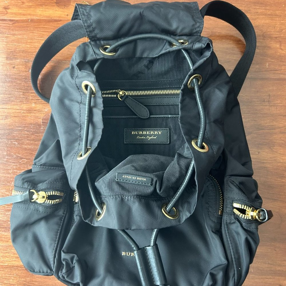 Burberry The Medium Rucksack Backpack - Picture 3 of 4